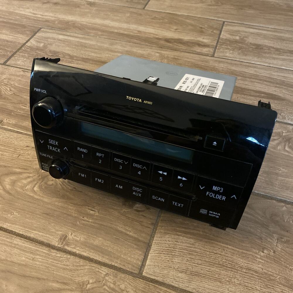 2007-2013 Toyota Tundra OEM AM/FM Radio Tuner CD